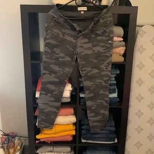Camouflage stretch women’s size 10